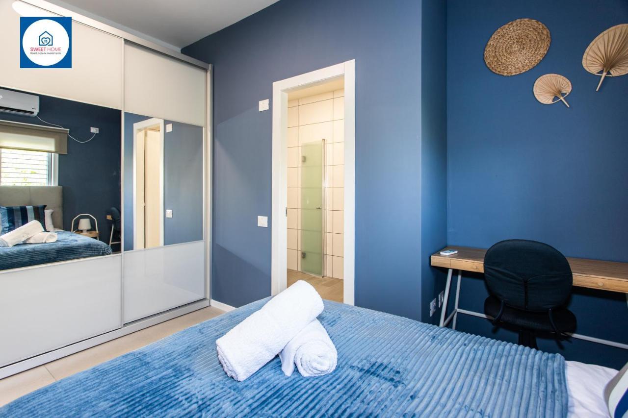 Design Apartments In Нетания Экстерьер фото